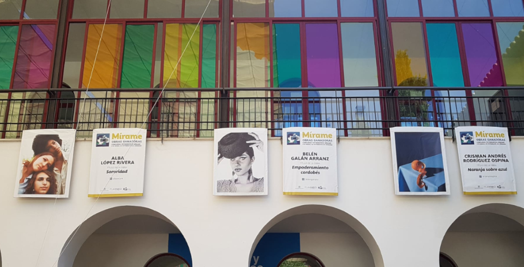 Exposición «Mírame» en la Casa de la Juventud